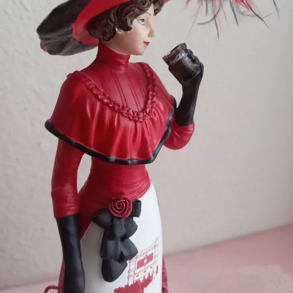 COCA-COLA Pure Radiance Lady Figurine Hamilton Collection #1063 - Picture 7 of 10